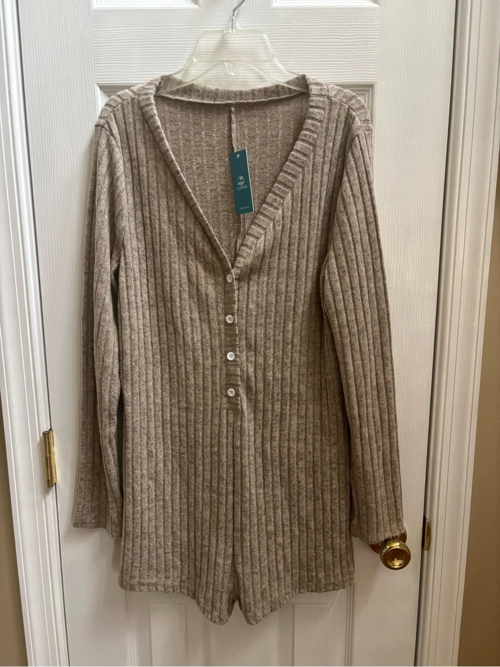 CUPSHE Woman’s Ribbed Cozy Button-Front Romper, Size XL, NWT